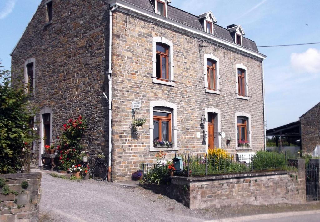 Bed and Breakfast Les Vieilles Pierres Comblain-au-Pont Номер фото